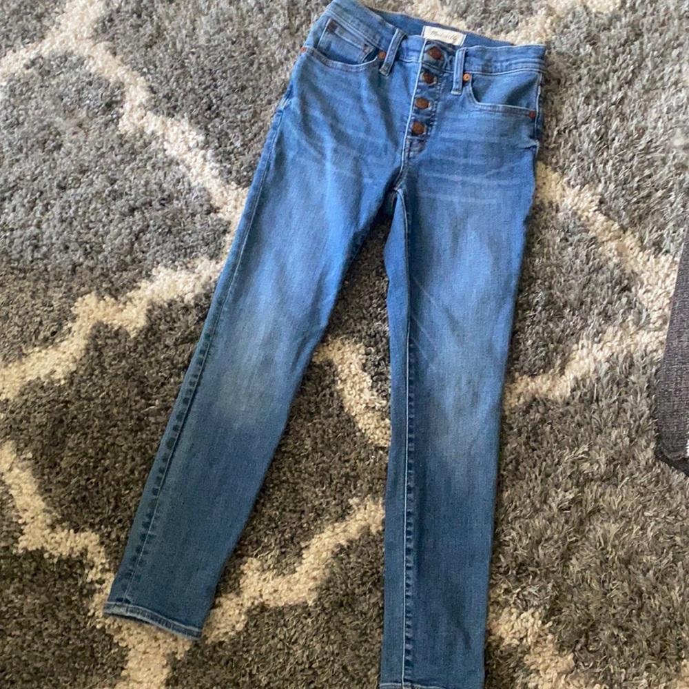 9" Mid-Rise Skinny Crop Jeans Size 23
